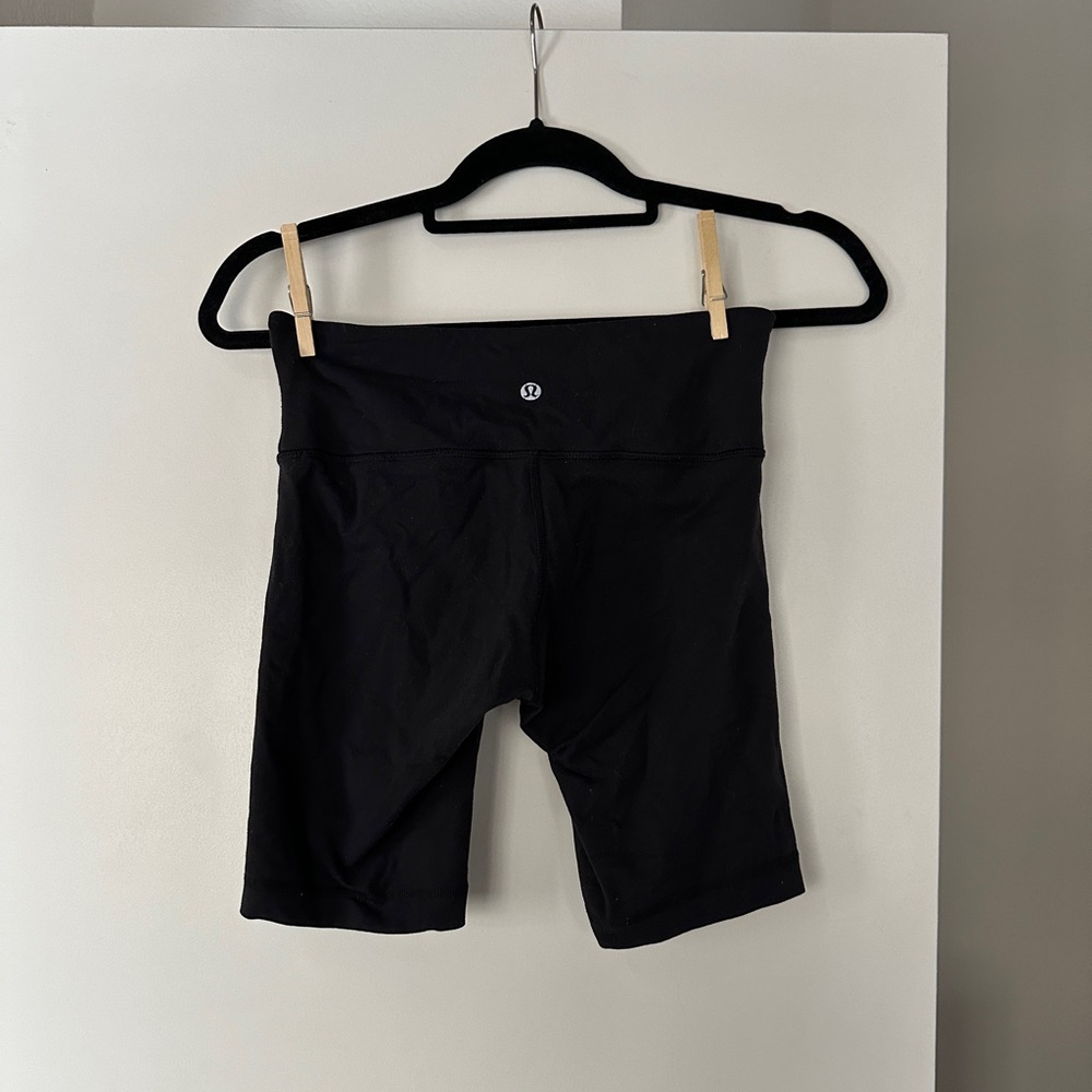 Lululemon 6” biker shorts